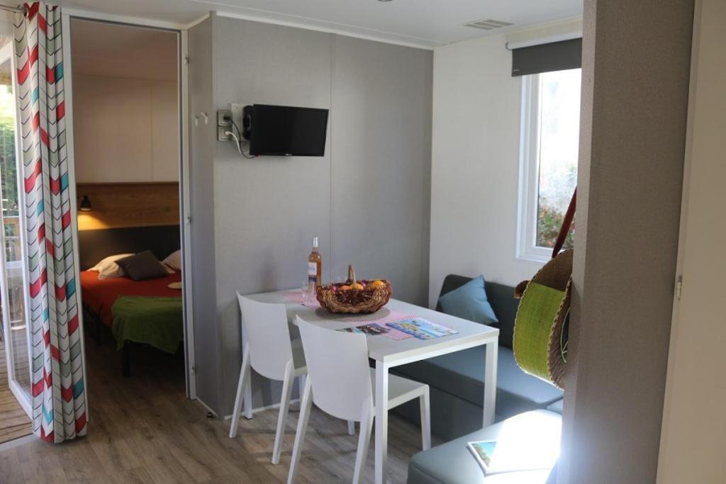 Camping Parc Mogador Sanary-sur-Mer Buitenkant foto
